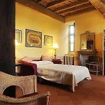 Aparthotel Castello La Rocchetta
