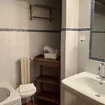 Castello La Rocchetta 公寓式酒店