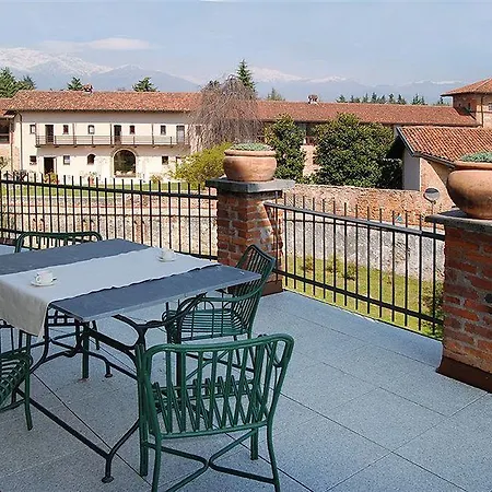 Apart-hotel Castello La Rocchetta