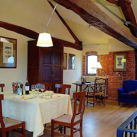 Castello La Rocchetta 3* Sandigliano