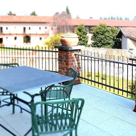 Aparthotel Castello La Rocchetta