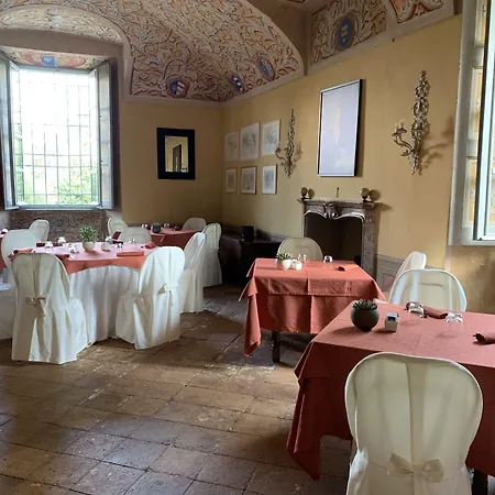 Castello La Rocchetta 아파트호텔 산디글리아노