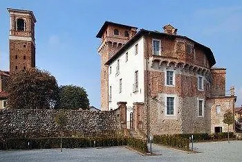 Castello La Rocchetta 3*