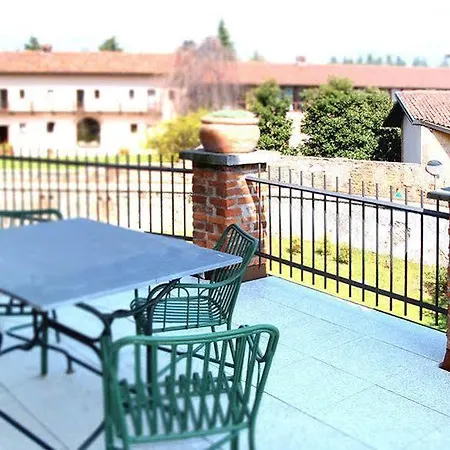 Aparthotel Castello La Rocchetta