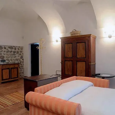 Castello La Rocchetta 3*