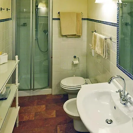 Castello La Rocchetta 3* 산디글리아노