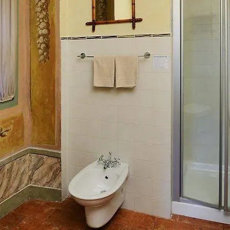 Castello La Rocchetta 아파트호텔 3*