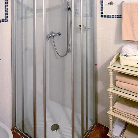 Aparthotel Castello La Rocchetta