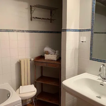 Aparthotel Castello La Rocchetta 3*