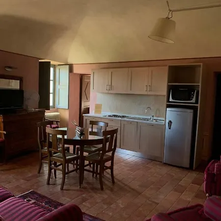 Castello La Rocchetta Aparthotel