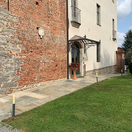 Castello La Rocchetta Сандильяно