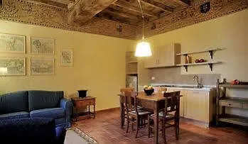 Castello La Rocchetta 아파트호텔 산디글리아노