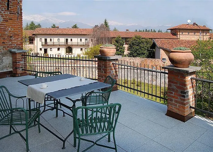 Aparthotel Castello La Rocchetta
