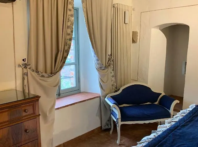Aparthotel Castello La Rocchetta 3*
